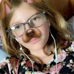 Meet your Posher, Marissa